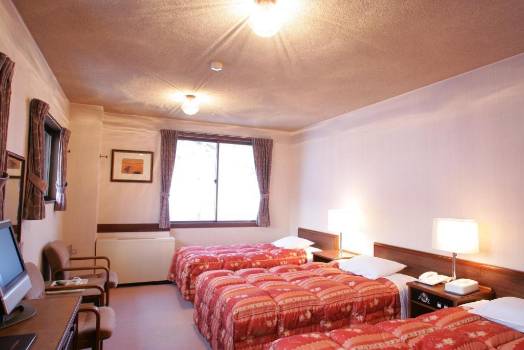 Hotel Villa Montsaint Гуджо Стая снимка